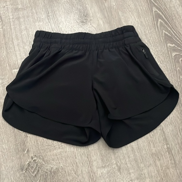 Lululemon athletic shorts size 8 - Picture 2 of 5
